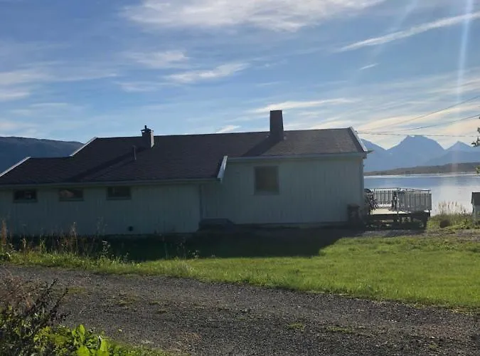 Kystferie Holiday home Larseng